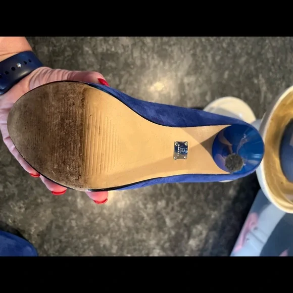 Bakers Woman's Blue Suede Stiletto Platform Heels - Picture 9 of 9